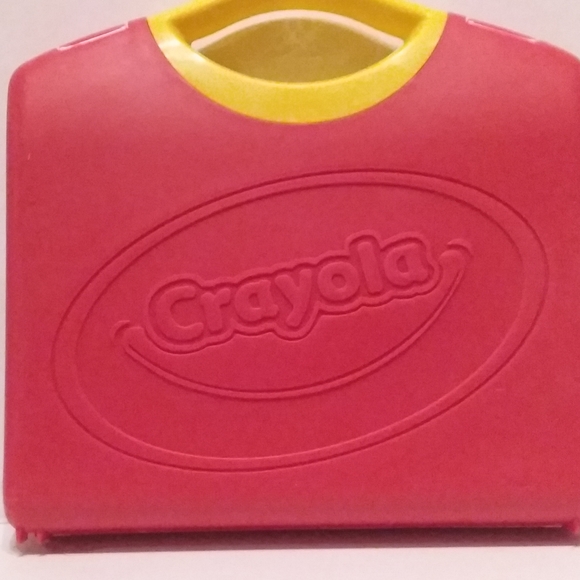 Crayola Amazing Art Case - Picture 2 of 5